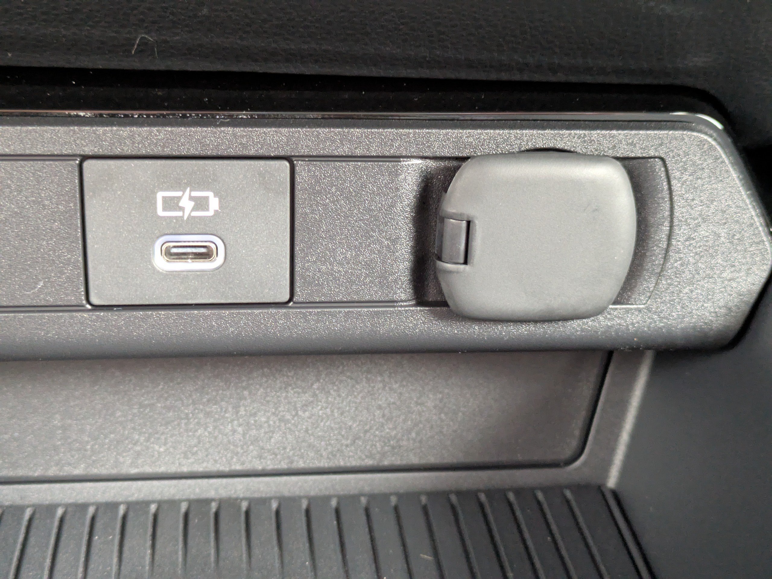 New 2026 Wind Chill Pearl Toyota Nightshade Edition image 24