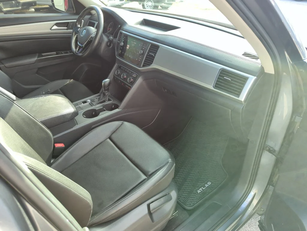 Used 2018  Volkswagen 3.6L V6 SE image 34