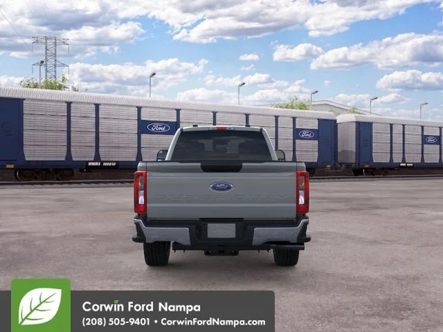 New 2026 Avalanche Ford XLT image 6