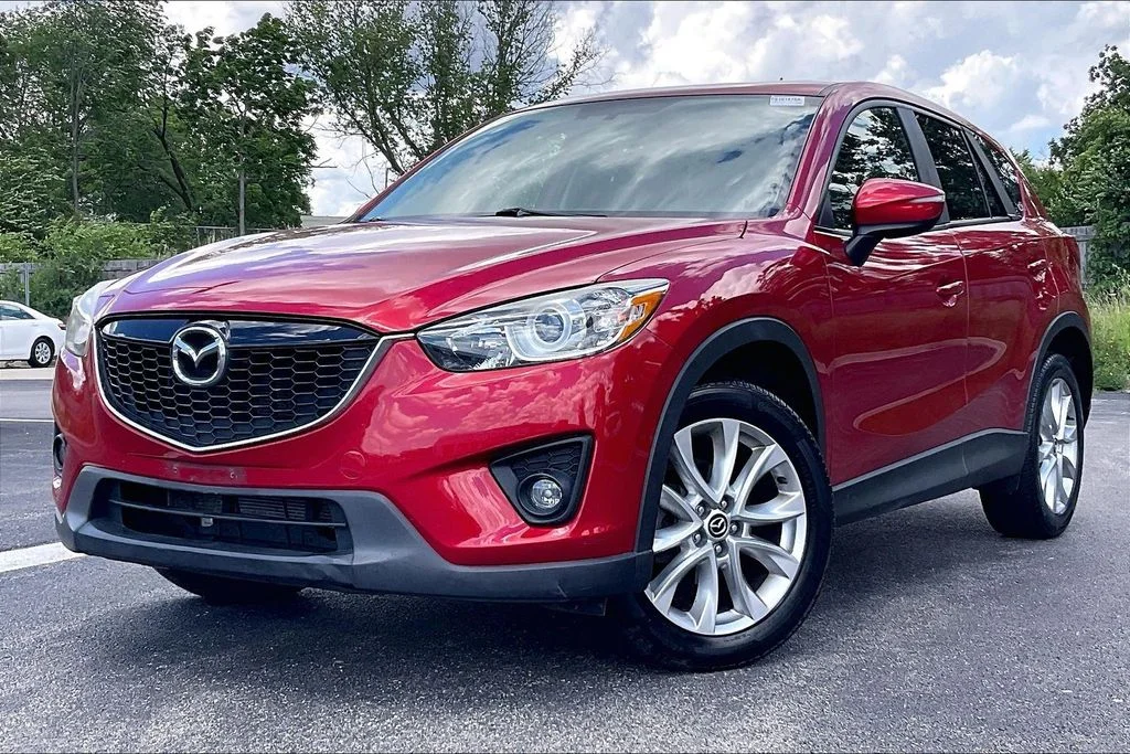 Used 2015 Red Mazda Grand Touring image 12