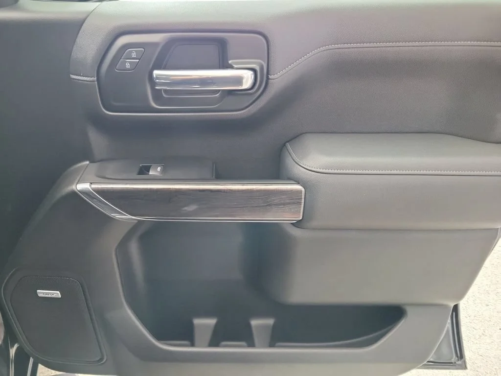 2022 Chevrolet Silverado 1500 Limited LTZ - Photo 23