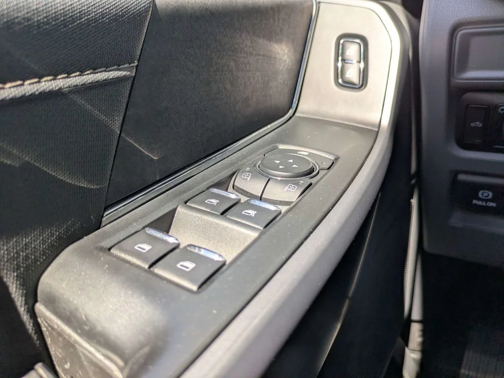 Used 2025 Gray Ford XLT image 23