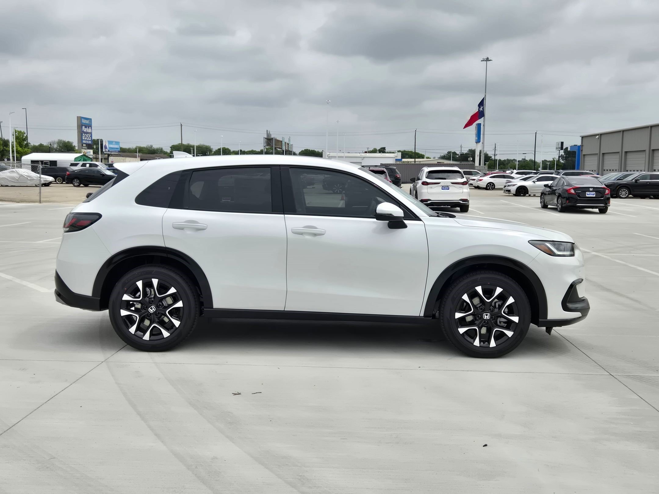 New 2027 Platinum White Pearl Honda EX-L image 3