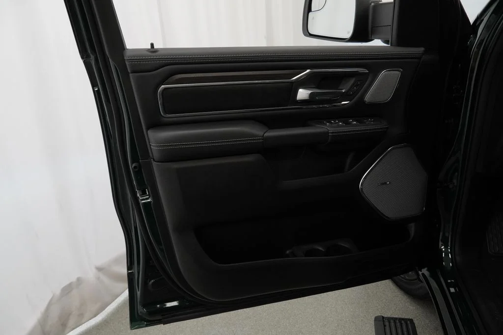 New 2026 Serrano-Green Metallic Exterior Paint RAM Laramie image 29