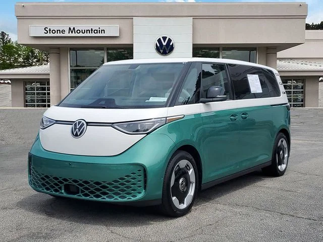 2025 Volkswagen ID. Buzz Pro S Plus 4Motion Two-Tone's photo