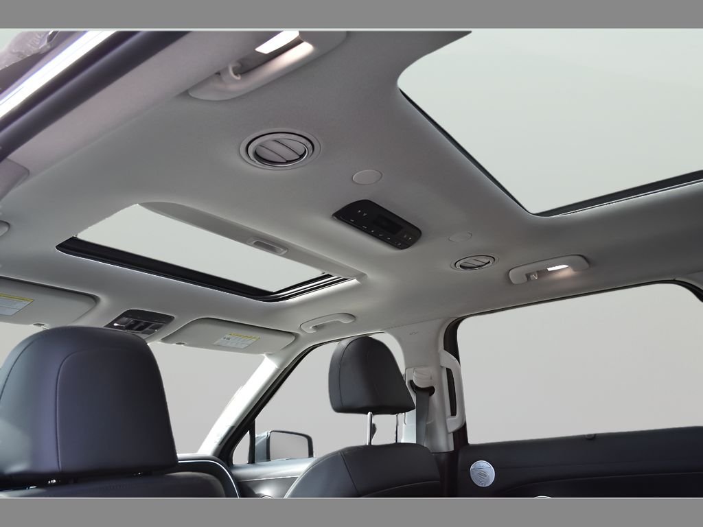 New 2026 Ecotronic Gray Pearl Hyundai Limited FWD image 44