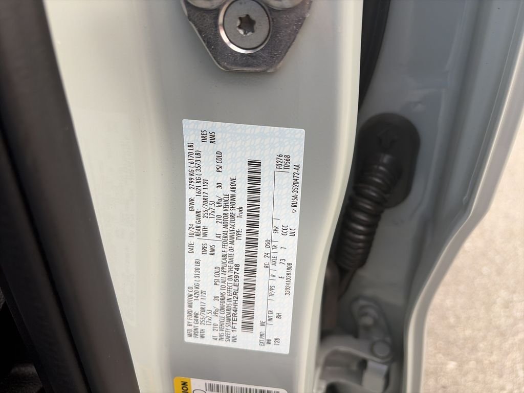 Used 2024 Green Ford XLT image 36