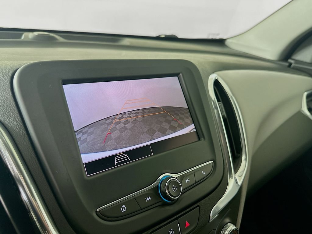 Used 2023 Summit White Chevrolet LT image 17