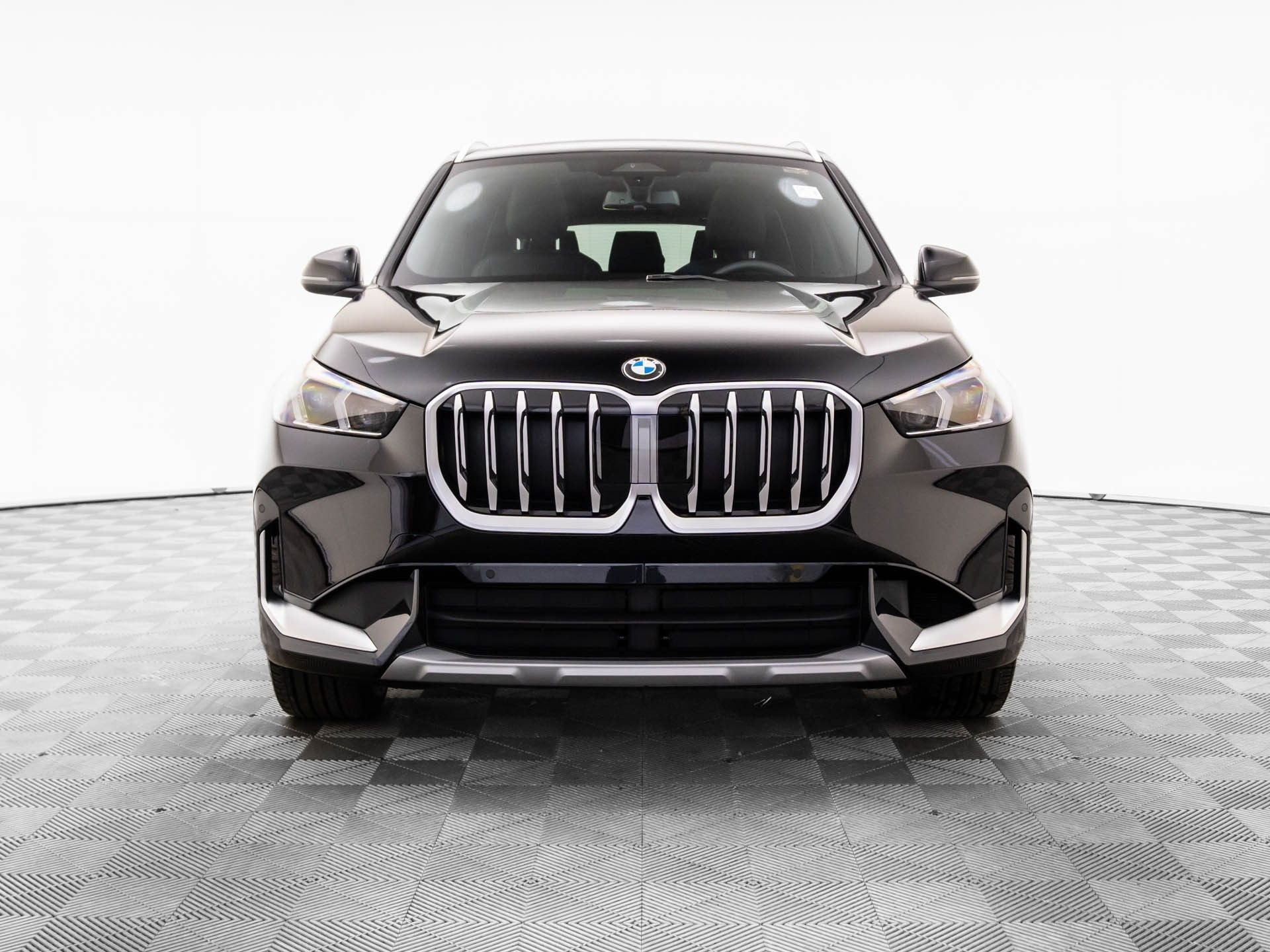 New 2026 Jet Black BMW xDrive28i image 8