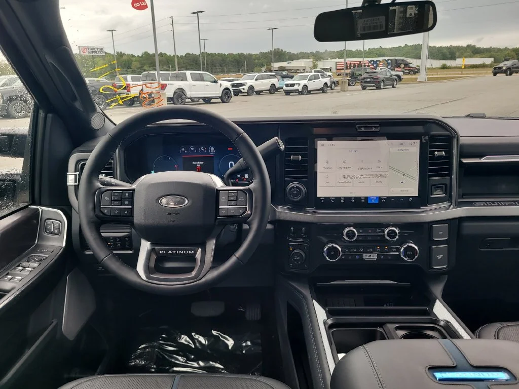 2026 Ford F-250 Super Duty Platinum - Photo 33