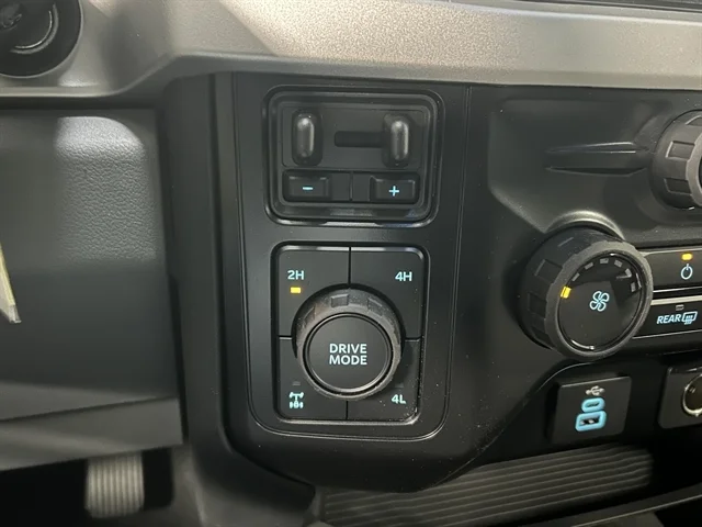 2026 Ford F-350 Super Duty XL - Photo 31