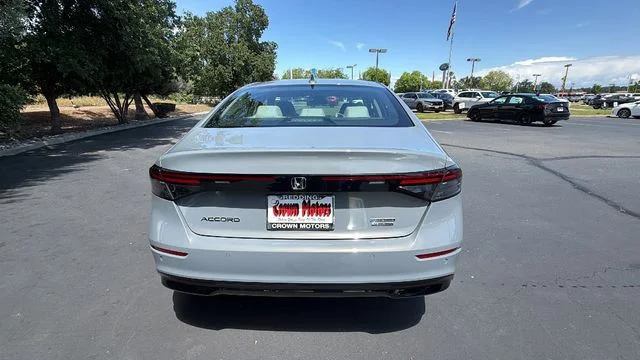 New 2026 Gray Honda Touring image 5