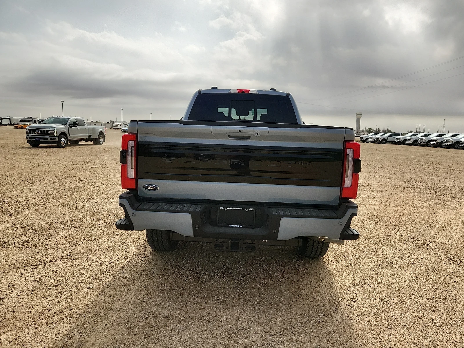 New 2026 Glacier Gray Metallic Tri-Coat Ford F-250® Platinum® image 6