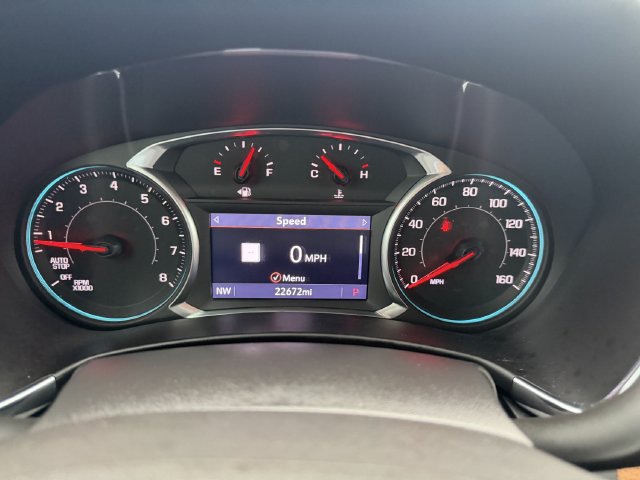 Used 2021 IRIDESCENT PEARL TRICOAT Chevrolet Premier image 32