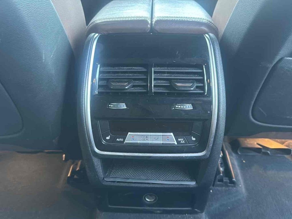 Used 2020 Blue BMW xDrive40i image 20