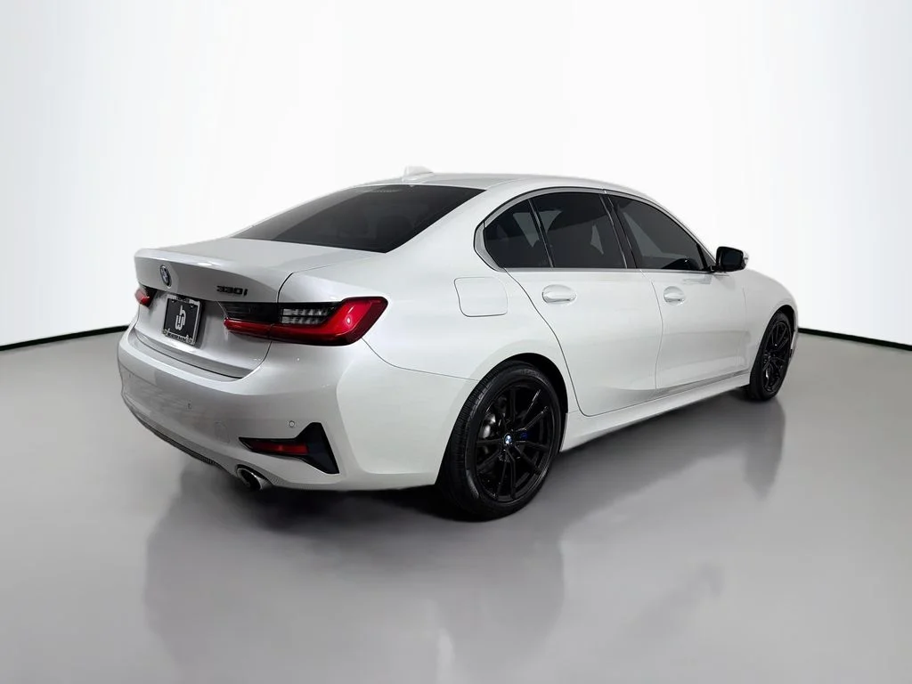 Used 2019 White BMW 330i image 5