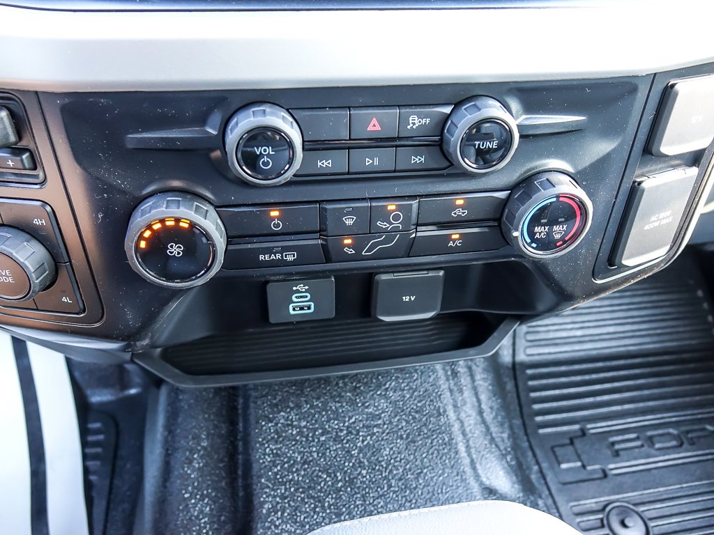 New 2026 Oxford White Ford 11' KUV image 27