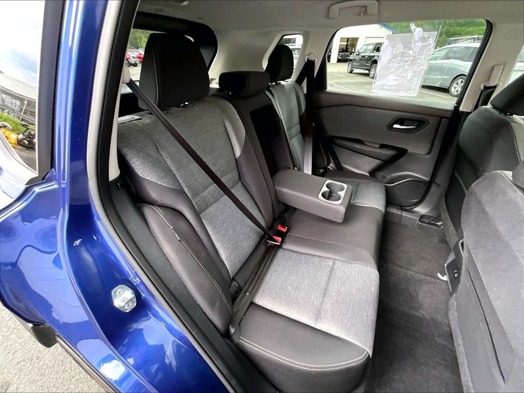Used 2022 Caspian Blue Metallic Nissan SV image 16