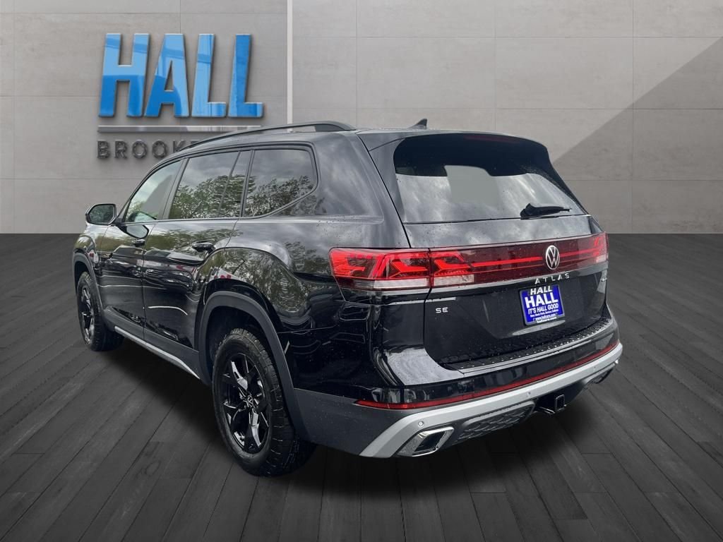 New 2026 Black Volkswagen 2.0T Peak Edition image 3