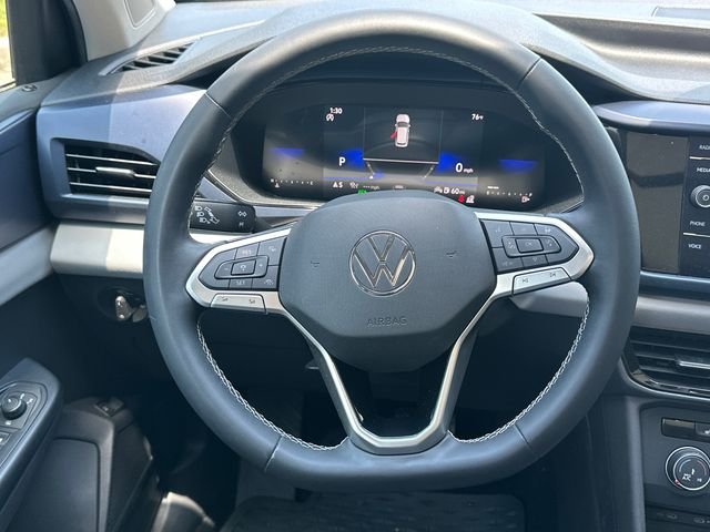 Certified Used 2022 Blue Volkswagen 1.5T SE image 19