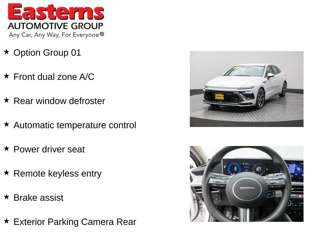 Used 2024 White Hyundai SEL image 11