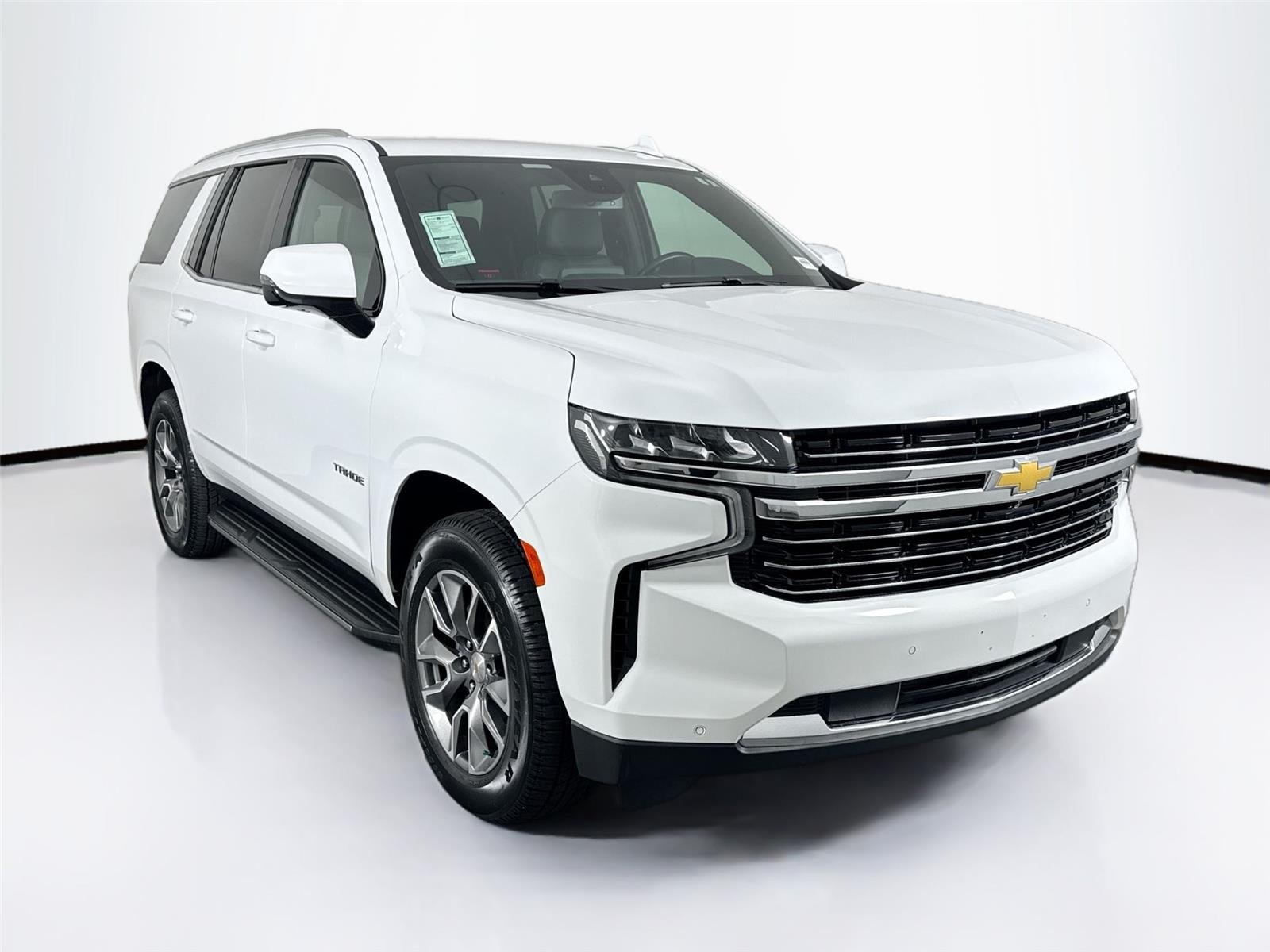 Used 2024 Summit White Chevrolet LT image 9