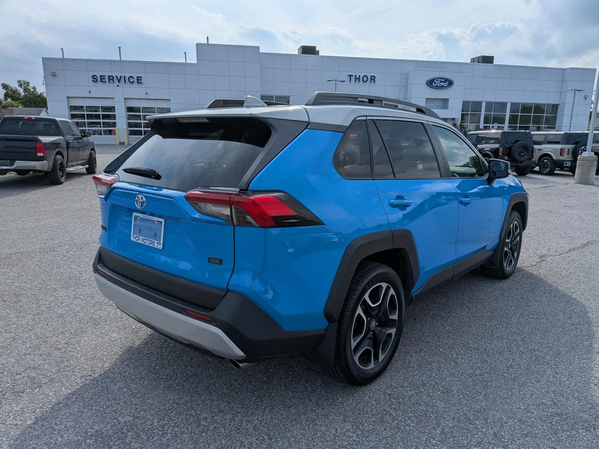 Used 2019 Blue Toyota Trail image 5