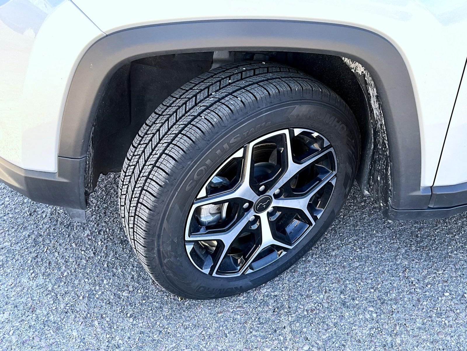 Certified Used 2025 Silver Jeep Limited image 23