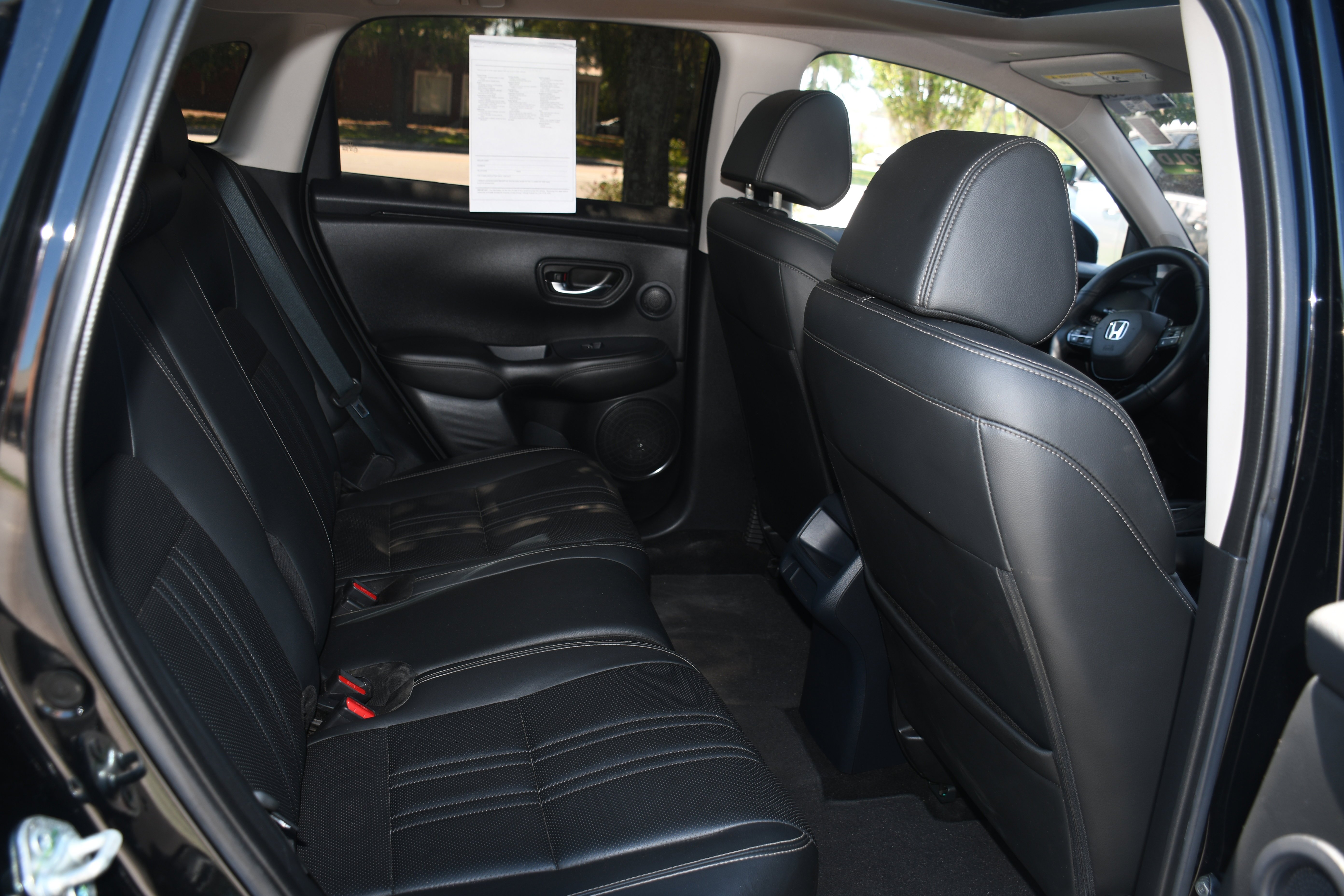 Used 2023 Black Honda EX-L image 18