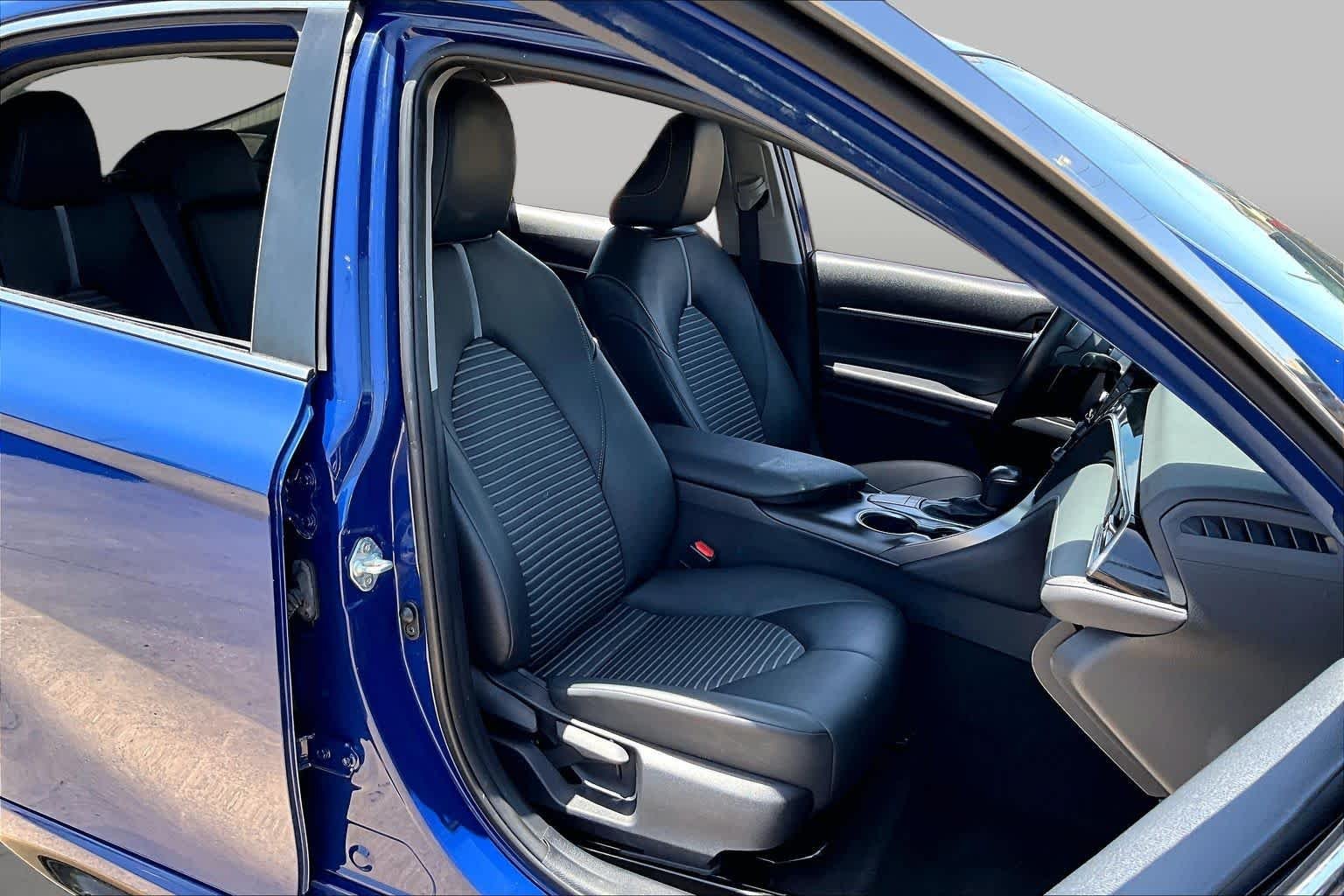 Used 2023 Reservoir Blue Toyota SE image 9
