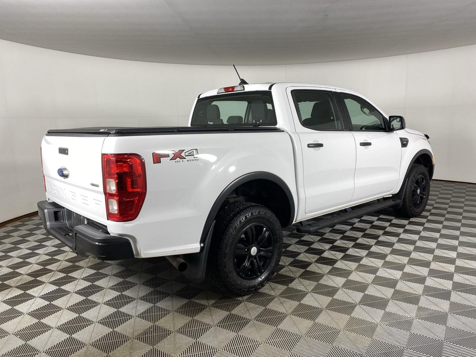 Used 2019 Oxford White Ford XL image 20