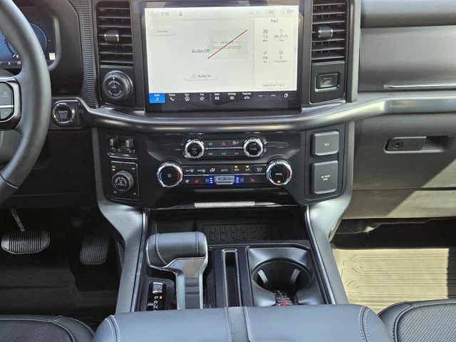 New 2026 Star White Metallic Tri-Coat Ford Platinum® image 11