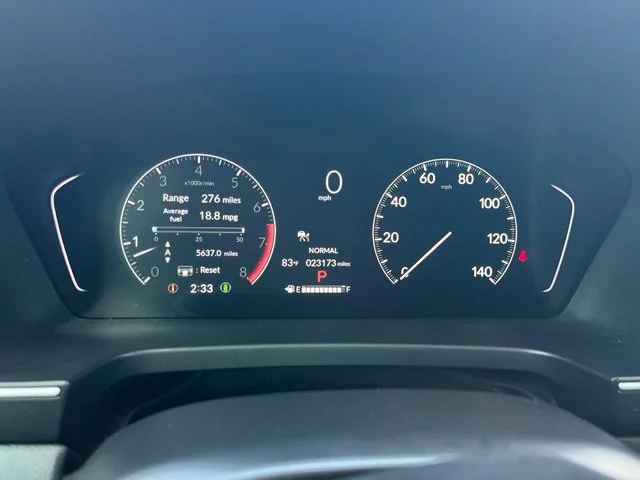 Used 2025 White Honda EX-L image 10