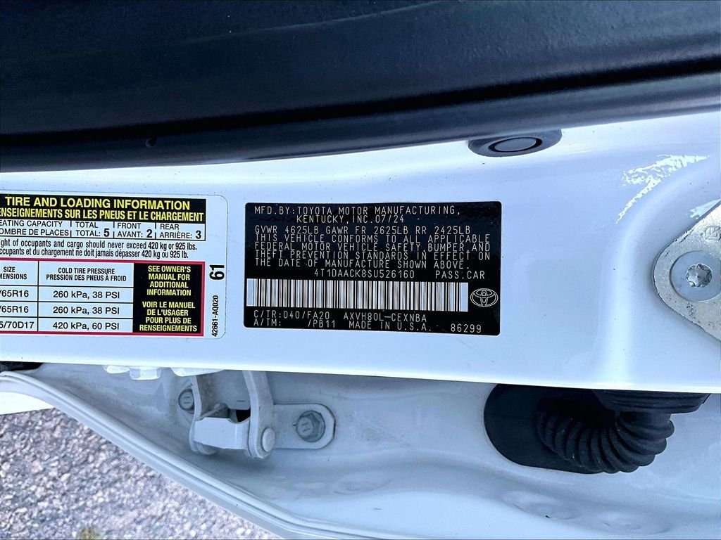 Used 2025 White Toyota LE image 9