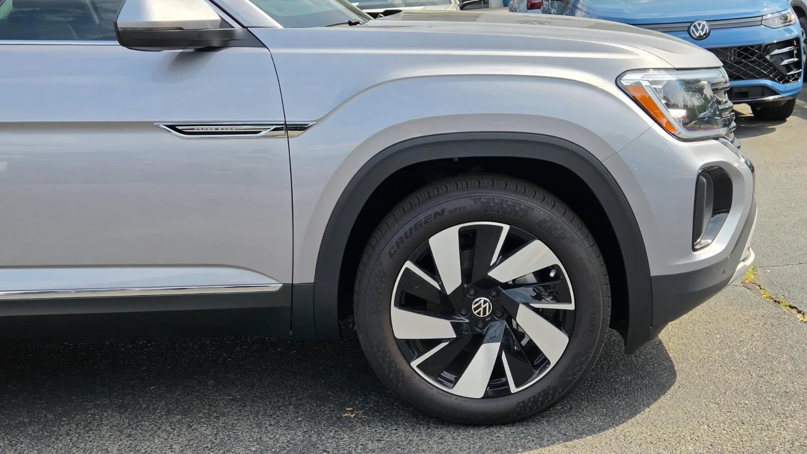 New 2026 silver mist metallic Volkswagen 2.0T SEL image 18