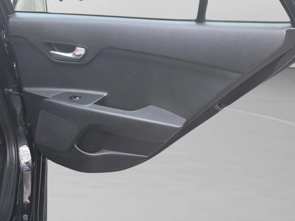 Used 2023 Black Kia S image 27