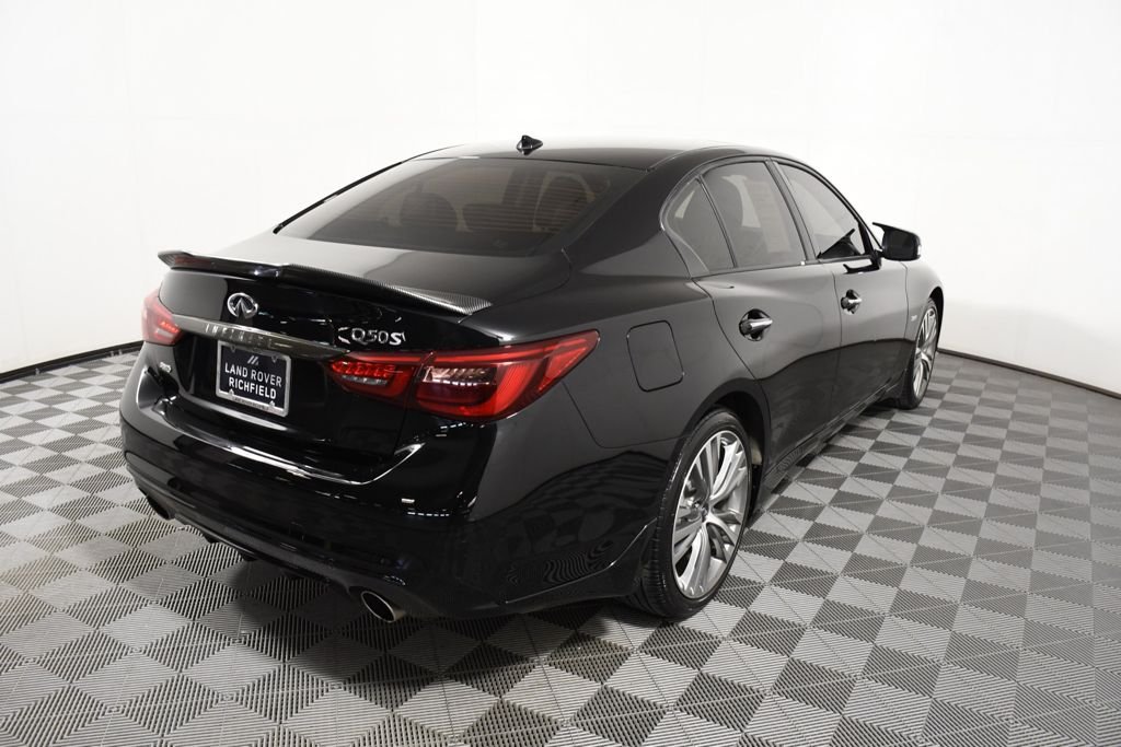 Used 2018 Black Obsidian INFINITI Sport image 6
