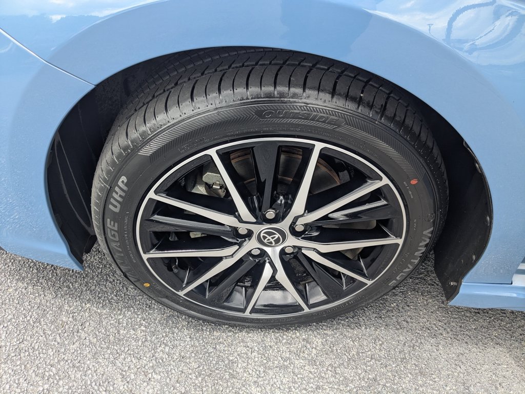 Used 2023  Toyota SE image 10