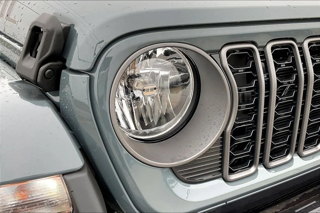 New 2026 Anvil Clear-Coat Exterior Paint Jeep Texas Trail image 15