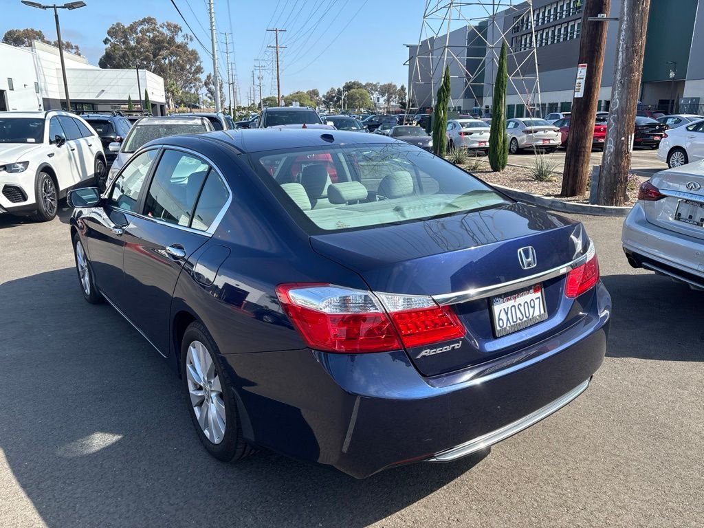 Used 2013  Honda EX-L image 8
