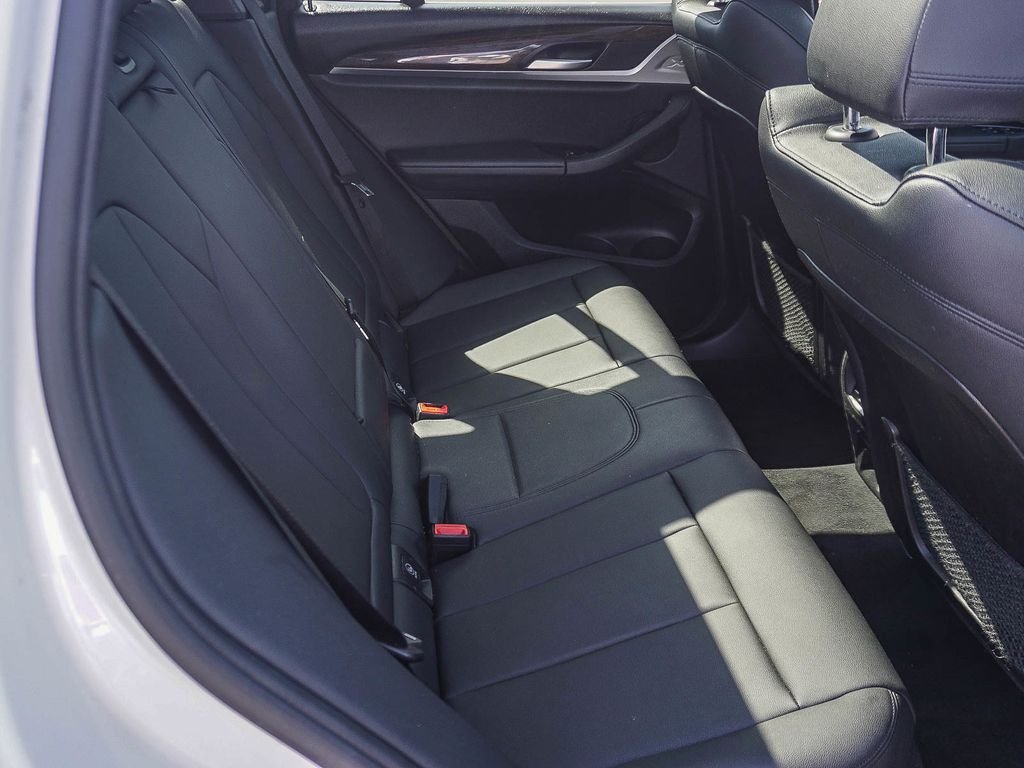 Used 2019 White BMW sDrive30i image 13
