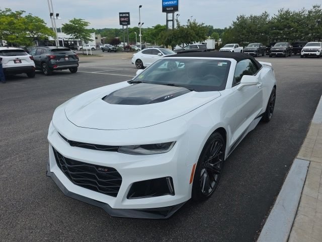 Used 2023 White Chevrolet ZL1 image 8
