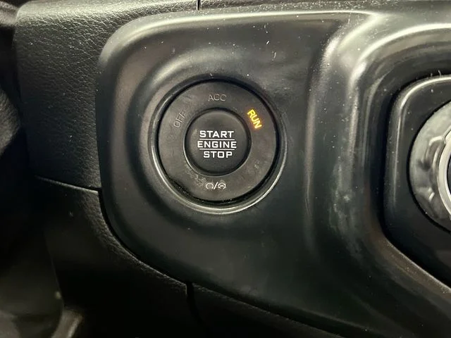 Used 2018 Black Jeep Unlimited Sahara image 35