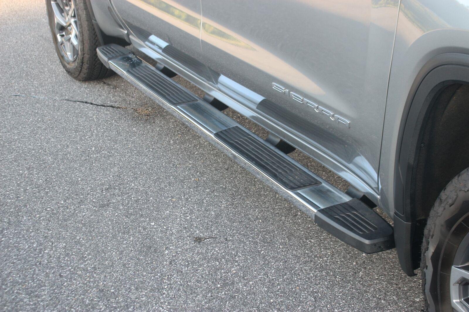 Used 2026 Sterling Metallic GMC SLT image 10