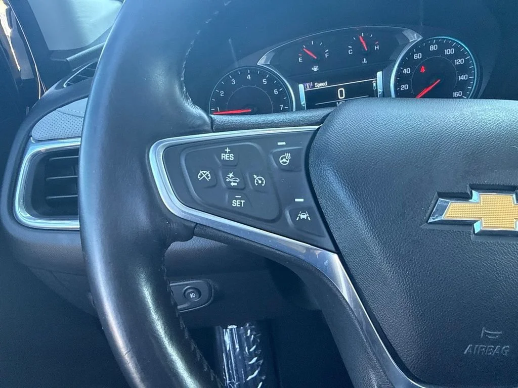Used 2018 MOSAIC BLACK METALLIC Chevrolet Premier image 17