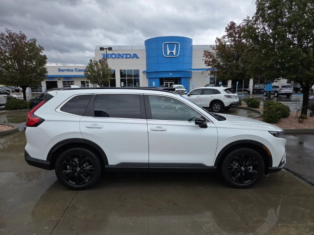 Certified Used 2024 Platinum White Pearl Honda HYBRID AWD SP TRG image 4