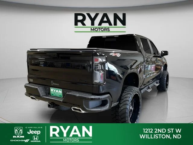 Used 2023 Black Chevrolet RST image 3