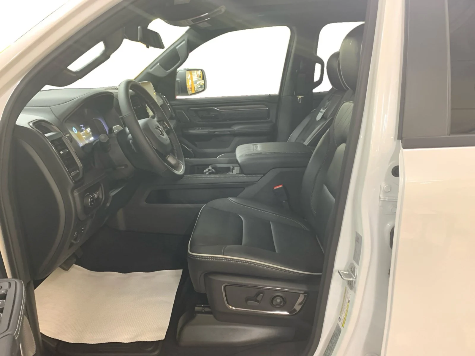 New 2026 I Ram Limited image 10