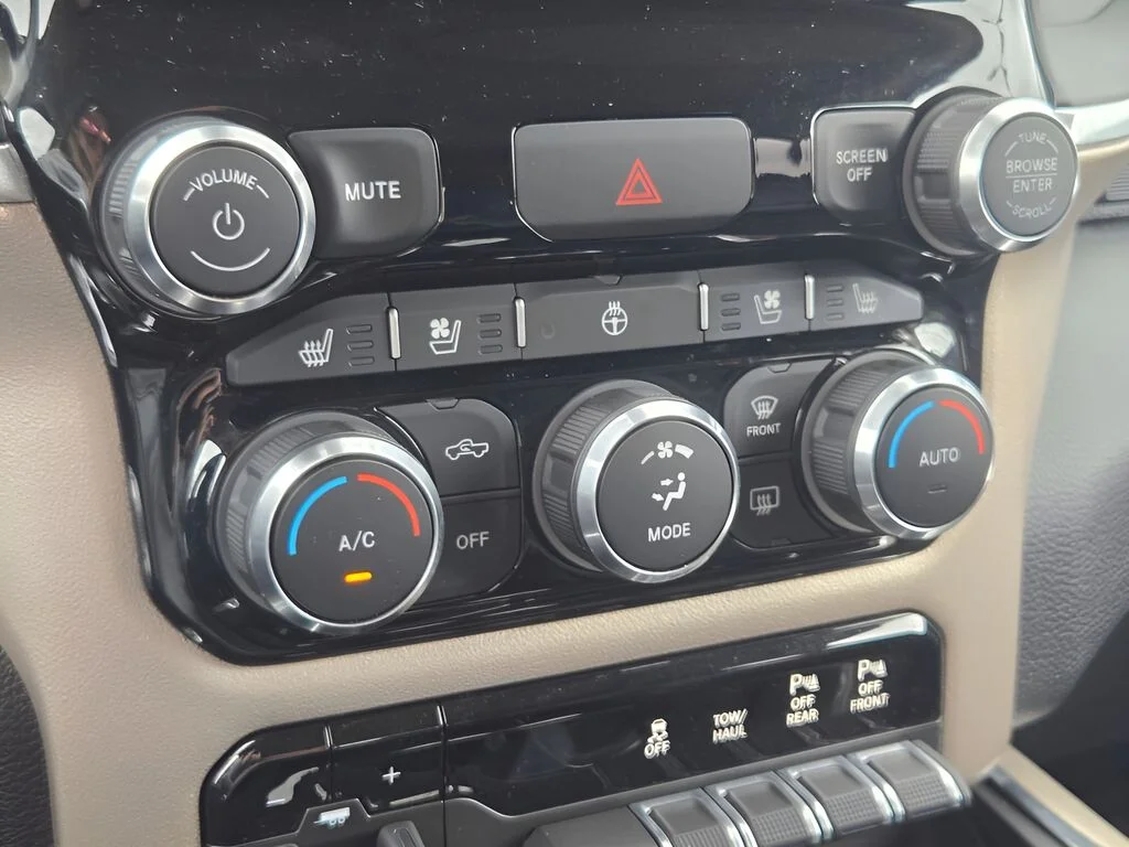 Certified Used 2020 Black Ram Laramie image 24