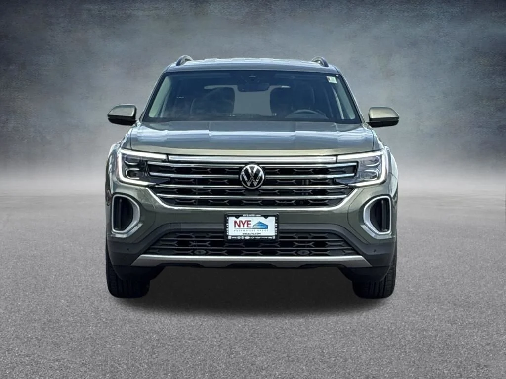 New 2026 Green Volkswagen 2.0T SE w/Technology image 8